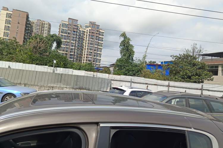 Used Qoros 5 2018 Revised 1.6T Automatic Luxury Version