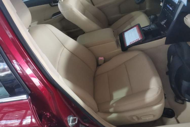 Used Toyota Camry 2015 2.0G Premier Edition