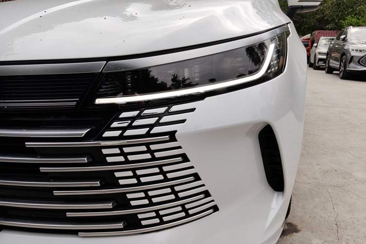 Used BYD Destroyer 05 2024 HONOR Edition DM-i 55KM Luxury Model Left Front Headlight