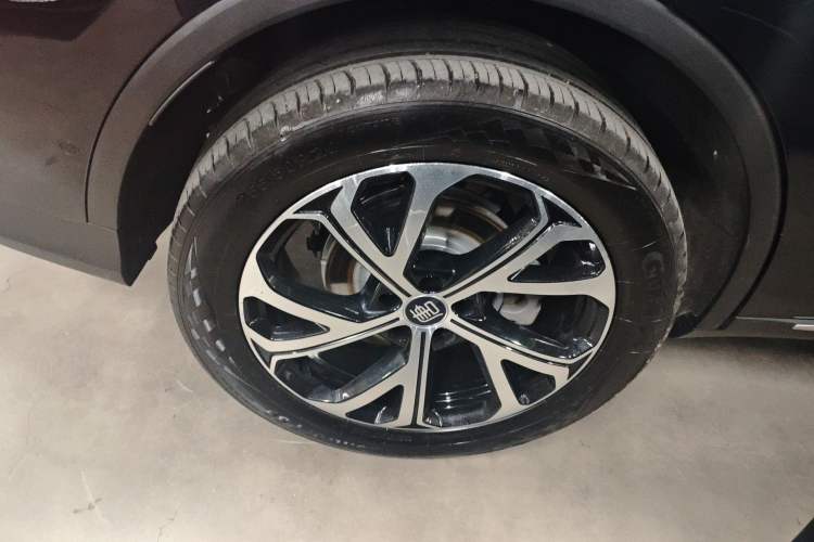 Used BYD Tang New Energy 2025 Intelligent Driving Version DM-i 115KM Flagship Edition Right Rear Wheel Hub