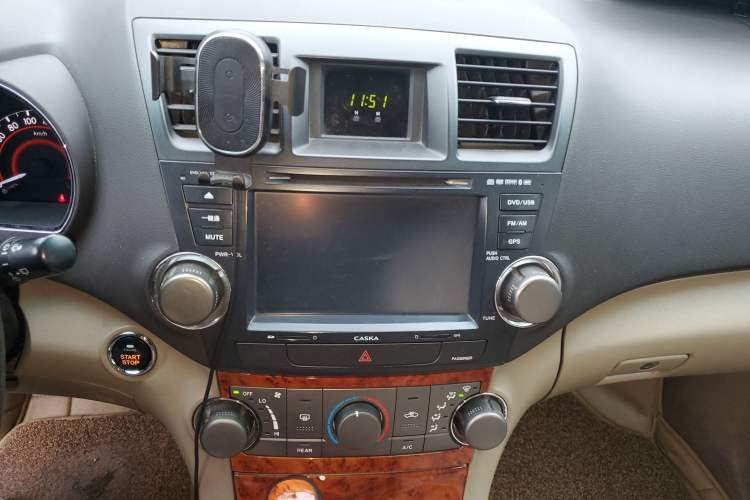 Used Toyota Highlander 2011 2.7L Two-Wheel Drive 7-Seater Elite Edition
