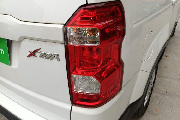 Used CHANGAN OSHAN X70A 2019 1.5L Manual Standard Version China VI Right Rear Taillight