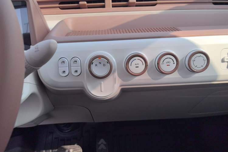 Used Bestune Pony 2026 222km Colorful Horse