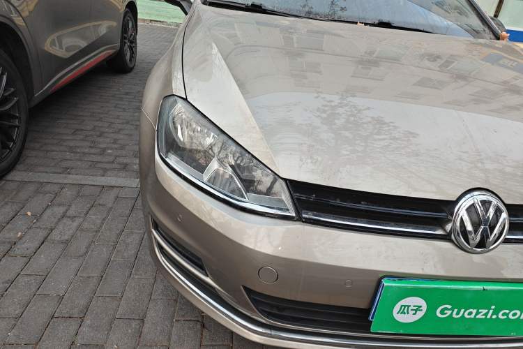 Used Volkswagen Golf 2017 230TSI Automatic Comfort Edition – Celebrating Milestone of One Million Units
