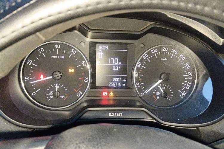 Used Skoda Octavia 2017 Classic Model 1.6L Manual Comfort Edition
