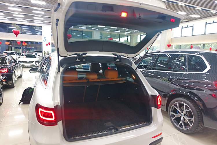 Used Mercedes-Benz GLC 2022 GLC 300 L 4MATIC Dynamic Edition Prestige Model