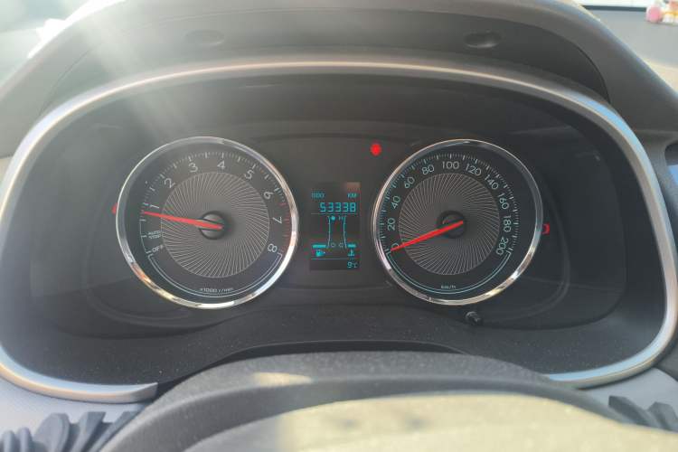 Used Chevrolet Lova RV 2016 1.5L Manual Comfort Edition
