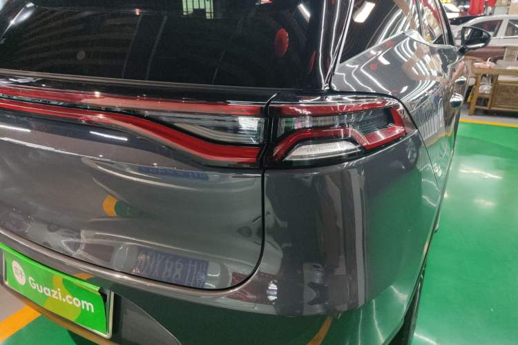 Used BYD Tang New Energy 2018 DM 2.0T All-Wheel Drive Smart Connectivity Luxury Model 7 Seats China V Emission Standard Exterior 3