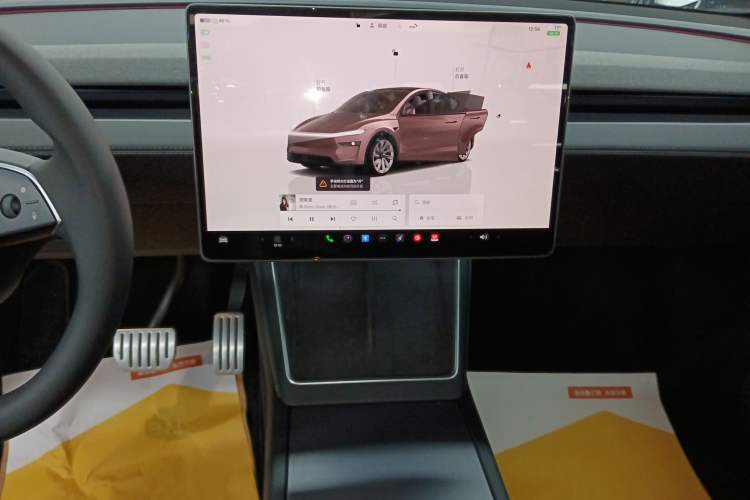 Used Tesla Model Y 2025 Long-Range All-Wheel-Drive Version