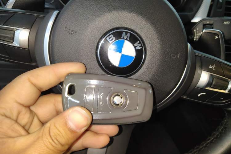 Used BMW 3 Series 2018 320i M Sport Night Edition
