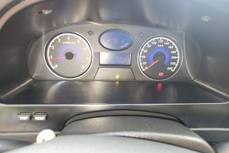 Used Geely Auto Classic Emgrand 2012 Hatchback 1.5L Manual Chao Yue Huimin Model