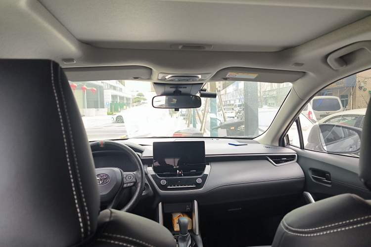 Used Toyota Corolla Cross 2023 2.0L Elite Edition Headliner