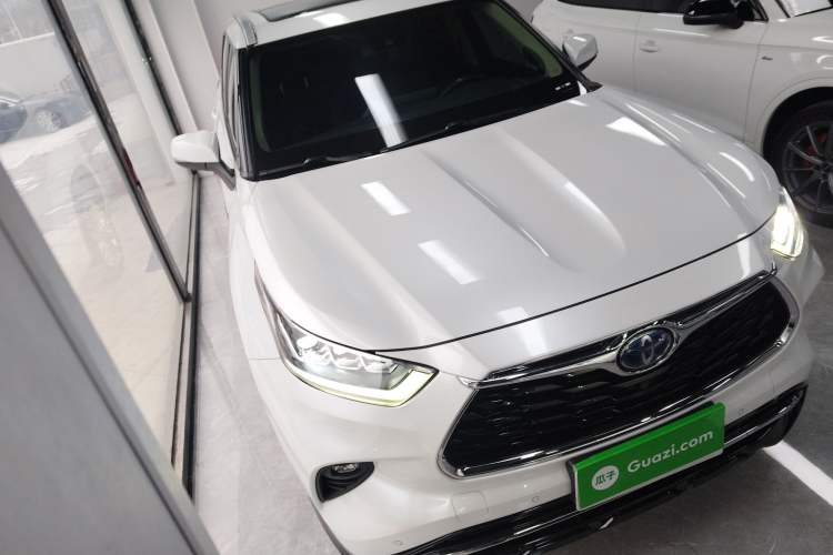 Used Toyota Highlander 2022 Dual-Engine 2.5L Four-Wheel Drive Supreme Edition 7-Seater
