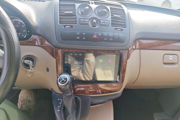 Used Mercedes-Benz Viano 2013 3.0L Comfort Edition Audio And AC Panel