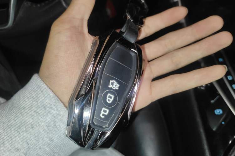 Used Ford Mondeo 2013 2.0L GTDi 200 Luxury Model Vehicle Key