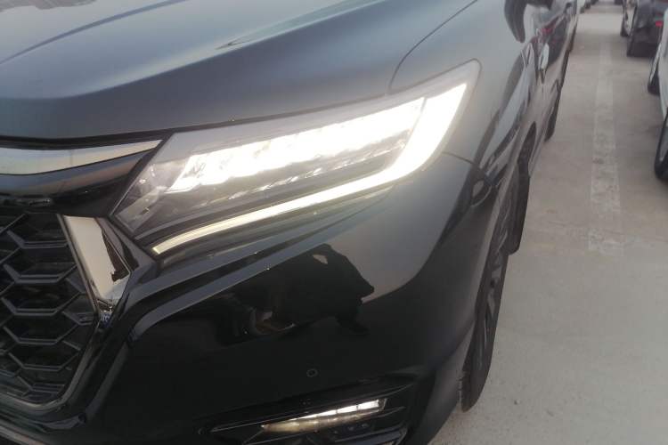 Used Honda UR-V 2023 370TURBO Four-Wheel Drive Prestige Black Jazz Edition