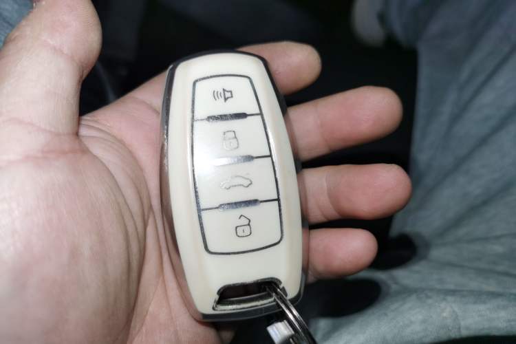 Used Haval H7 2016 Blue-Label H7 2.0T Automatic Luxury Model