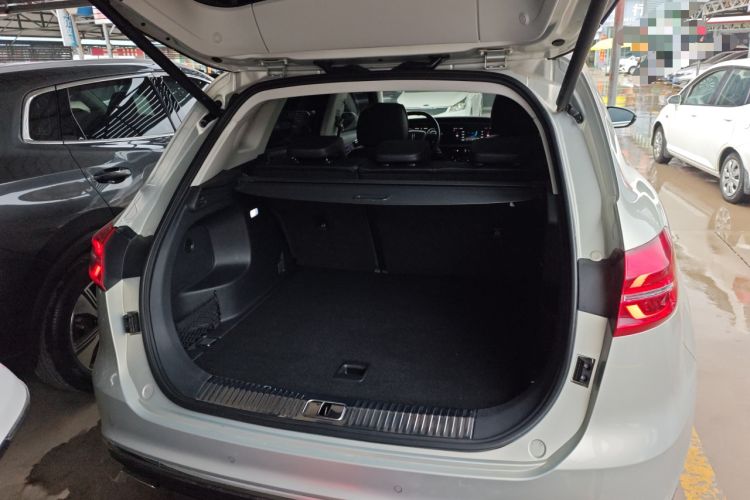 Used Hongqi HS5 2022 Facelifted Version 2.0T Smart Connect Flagship All-Wheel-Drive Edition
