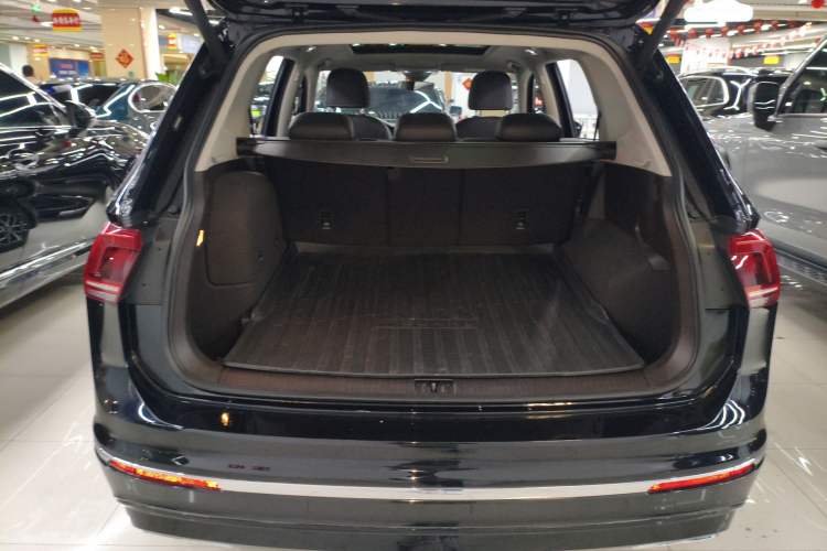 Used Volkswagen Tiguan L New Energy 2019 430 PHEV Hybrid Flagship Model Trunk