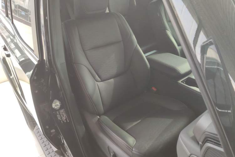 Used Toyota Prado 2024 2.4T All-Terrain TX Version 5 Seats