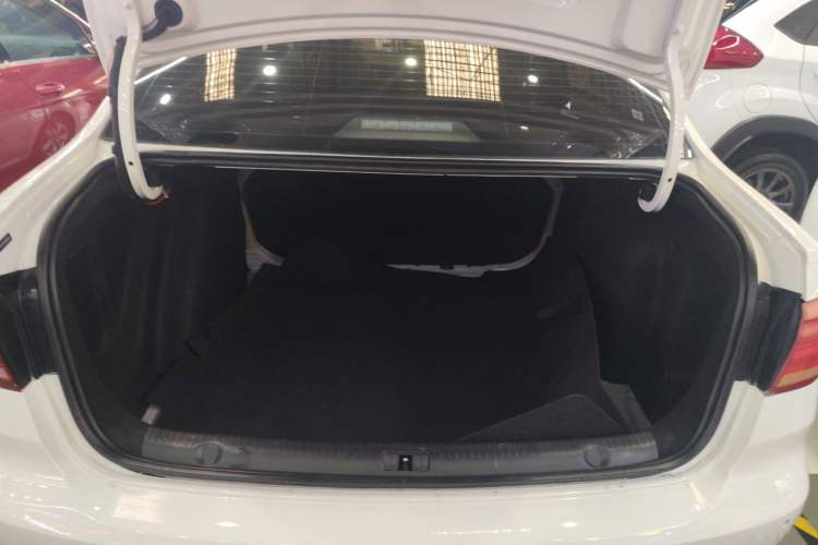 Used Volkswagen Lavida 2019 Lavida Start 1.5L Automatic Trendy Version China VI Standard