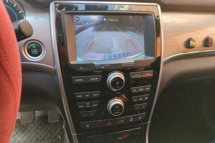 Used Haval H2 2017 Red-Label 1.5T Manual Two-Wheel Drive Luxury Model