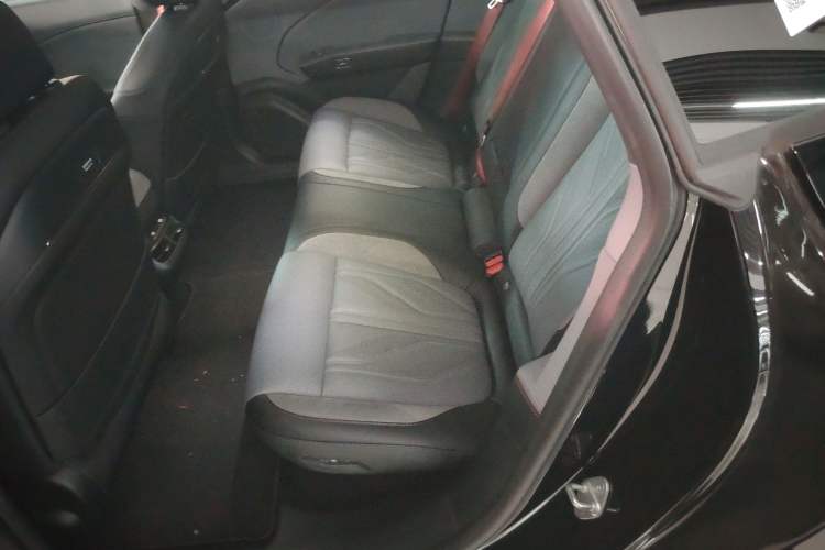 Used Zeekr 007GT 2025 Rear-Drive Intelligent Driving Version 75 kWh
