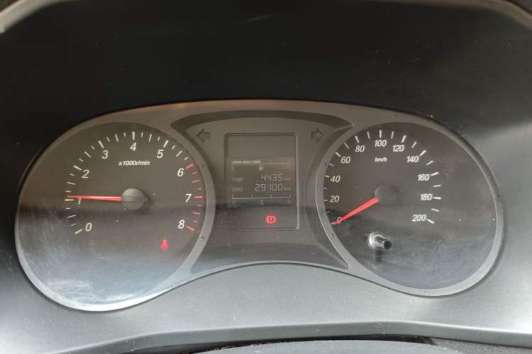 Used Wuling Hongguang PLUS 2019 1.5T Manual Standard Edition 5 Seats
