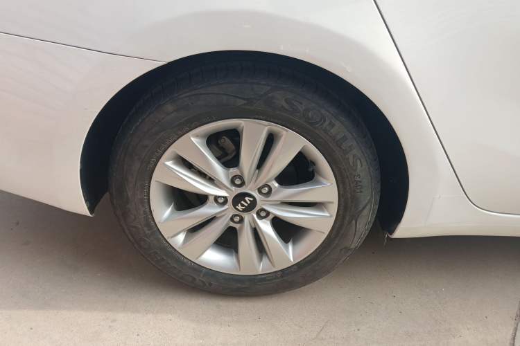 Used Kia K4 2014 1.8L Manual GL
