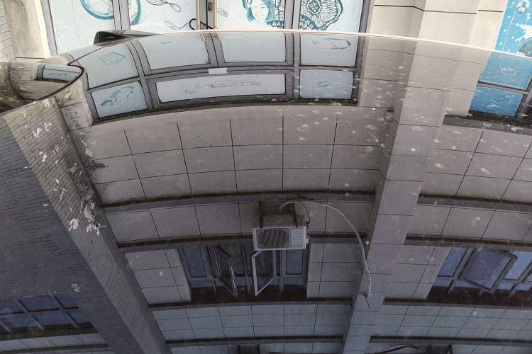 Used Nio ET5 2022 75 kWh Roof