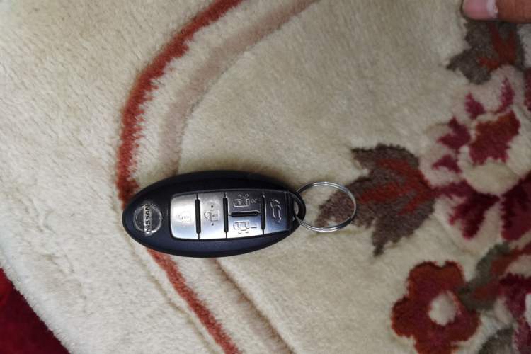 Used Nissan Quest 2015 3.5L SL
