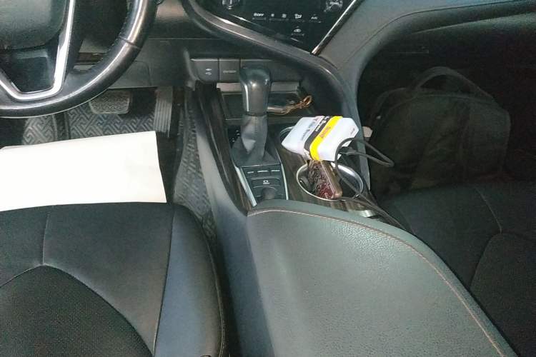 Used Toyota Camry 2018 2.5G Luxury Edition Gear Lever