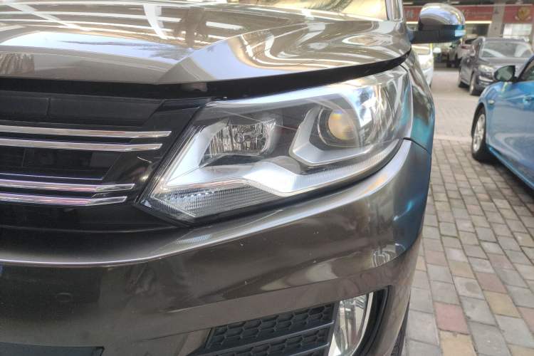 Used Volkswagen Tiguan L 2015 1.8TSI Automatic Two-Wheel Drive Trend Edition