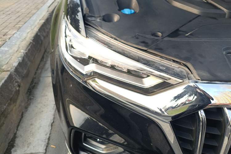 Used Hongqi HS5 2022 2.0T Smart Connect Flagship All-Wheel-Drive Version
