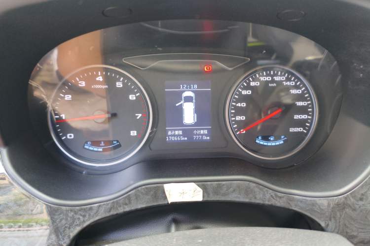 Used JAC Refine M4 2016 2.0L Manual Luxury Version