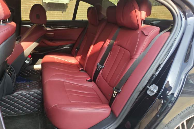 Used BMW 5 Series 2019 530Li Leading Model M Sport Package