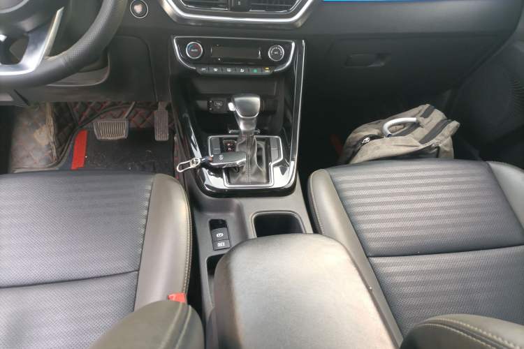 Used Kia Sportage R 2018 2.0L Automatic Smart Luxury Version China V Standard
