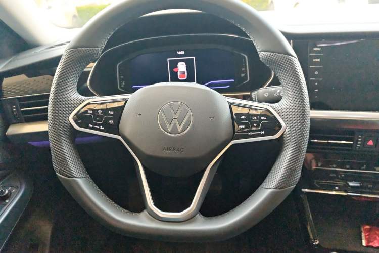 Used Volkswagen Passat 2024 380TSI Starry Dragon Edition