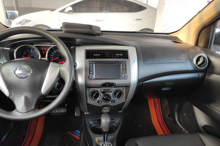 Used Nissan Livina 2013 Jinrui 1.6XL CVT Comfort Edition