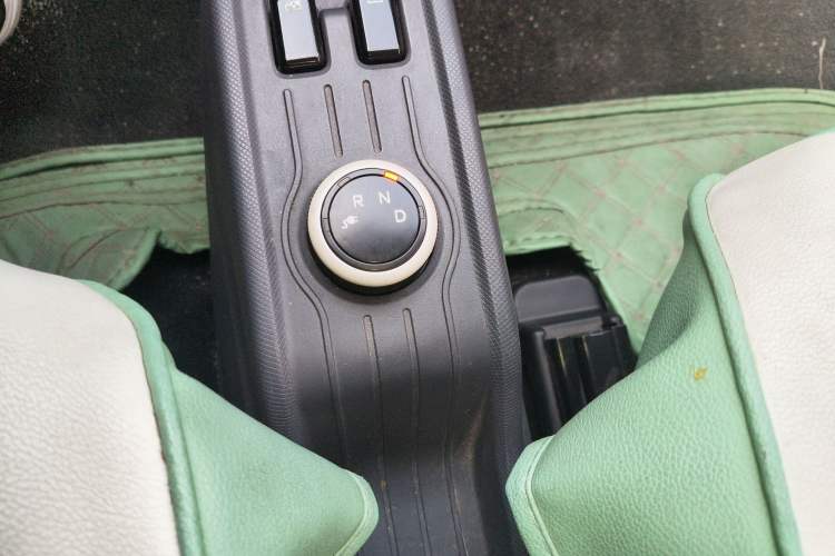 Used Wuling Hongguang MINIEV 2022 Macaron Premium Model – Lithium Iron Phosphate