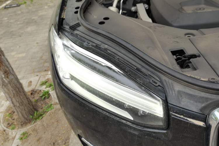 Used Volvo XC90 2020 T5 SmartDrive Luxury 7-Seater Right Front Headlight
