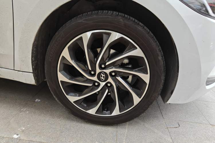 Used Hyundai Elantra (6th Generation / Lingdong) 2020 1.5L CVT Smart & Stylish – Elite Version