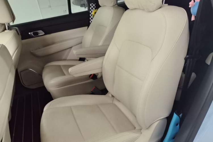 Used Li Auto ONE 2021 Extended-Range 6-Seater Version Left Rear Seat