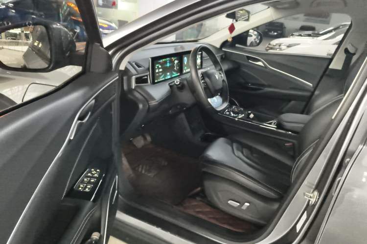 Used NETA U 2021 Pro 500 Global Edition Driver Seat