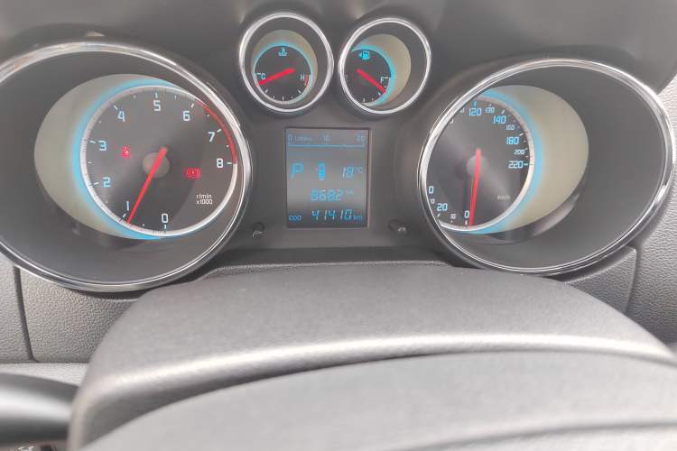 Used Changan CS35 2015 1.6L Automatic Prestige Model China IV Standard