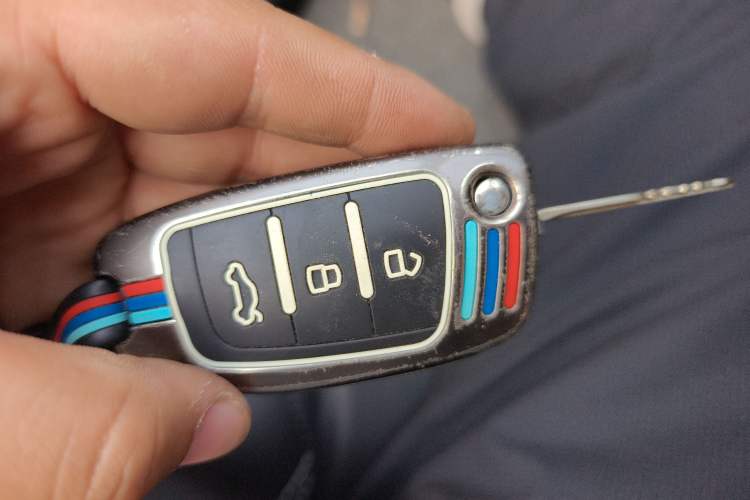 Used Geely Auto Vision X3 2019 Upgraded Model 1.5L Manual Luxury Version