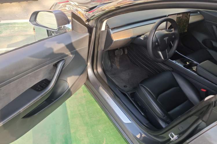 Used Tesla Model 3 2019 Standard Range Rear-Drive Upgraded Version