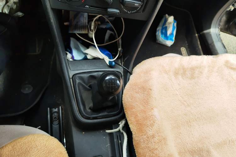 Used Volkswagen Santana 2013 1.6L Manual Fashion Edition Gear Lever