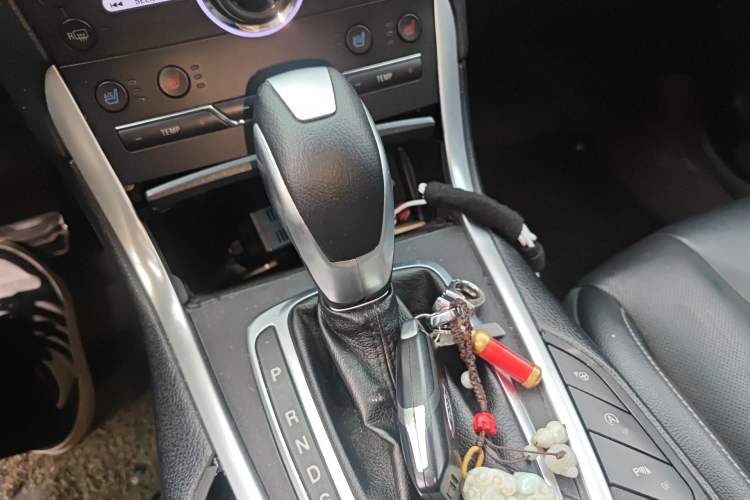 Used Ford Edge 2015 2.0T GTDi Four-Wheel Drive Prestige Model