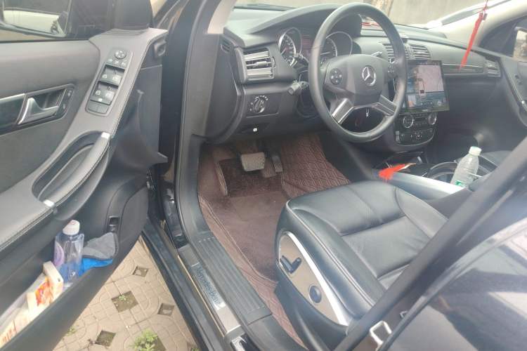 Used Mercedes-Benz R-Class 2017 R 320 4MATIC Business Edition Prestige Model